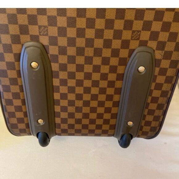 Authentic Louis Vuitton pegase 55 damier suitcase - Picture 9 of 9